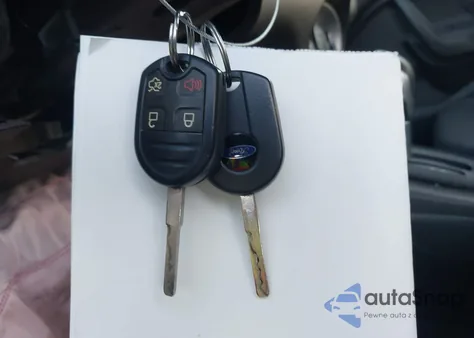 2015 Ford Fiesta Se z USA, uszkodzony, nr VIN 3FADP4BJ6FM152869